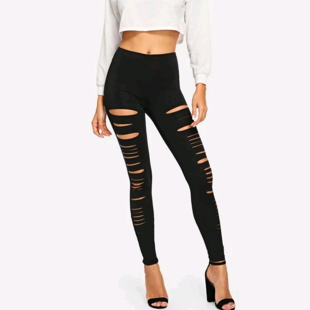 Nwt Distressed Cutout Leggings